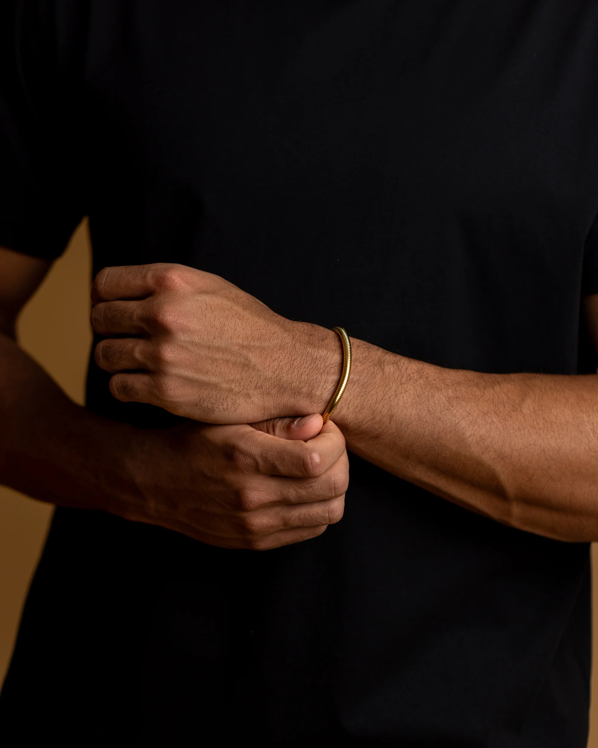 5mm Snake chain bracelet with golden finish - Image 2