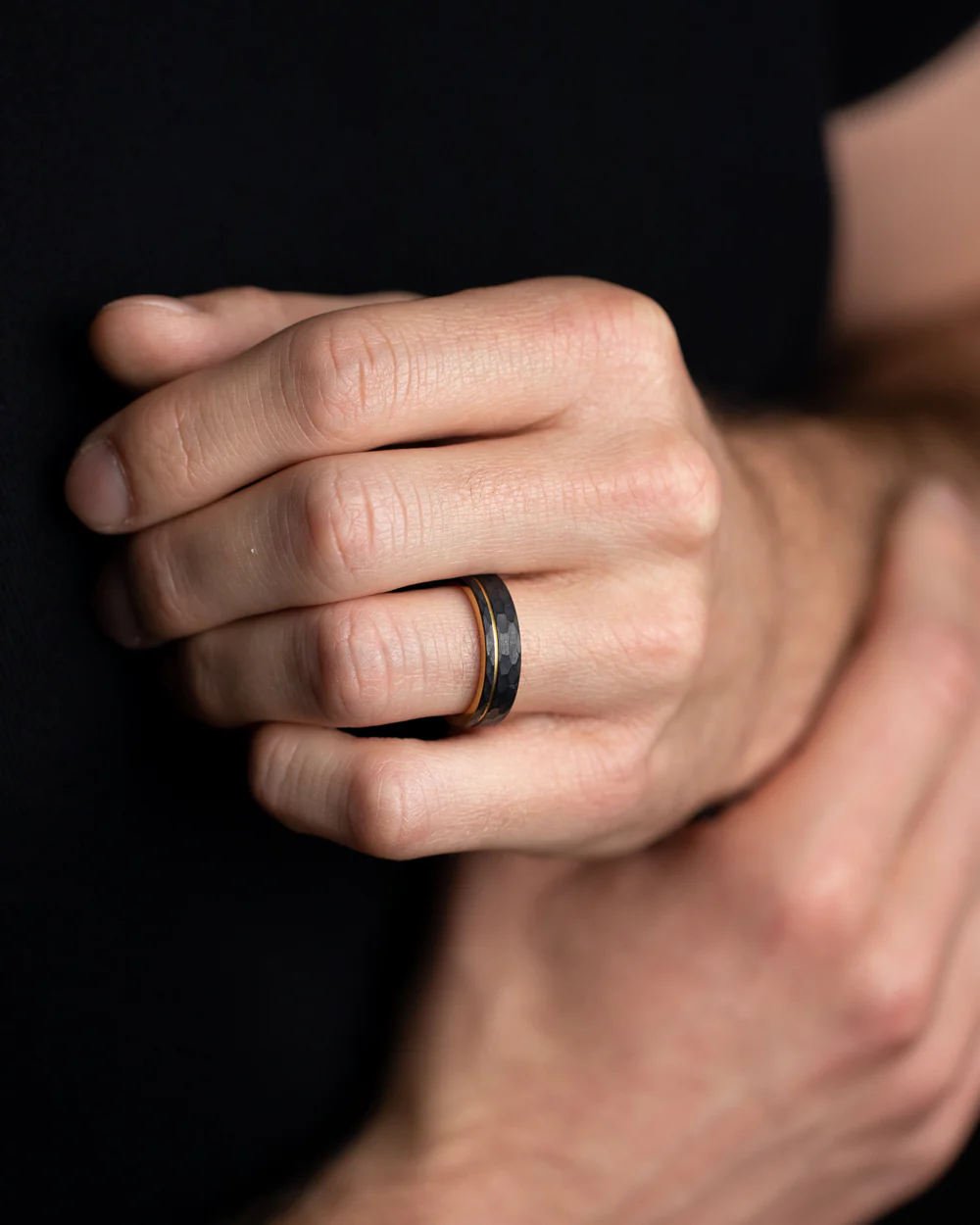 6mm Faceted full Titanium ring with golden finish - Image 3