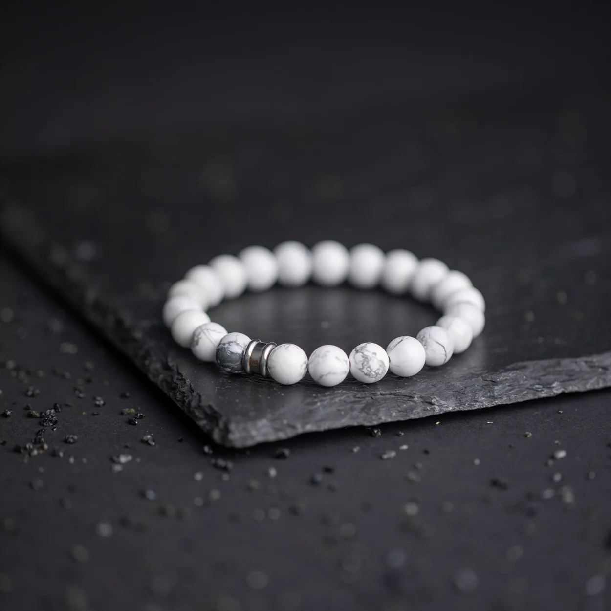Bracelet with 8mm Howlite stone - Image 2
