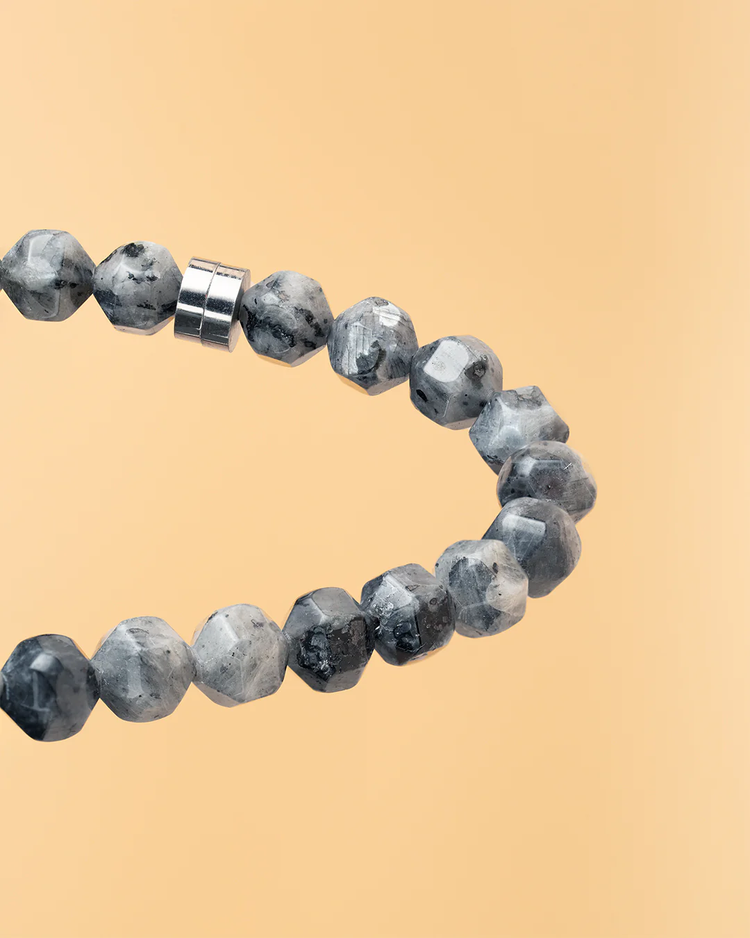 Bracelet with 6mm Larvikite stone and titanium element - Image 3