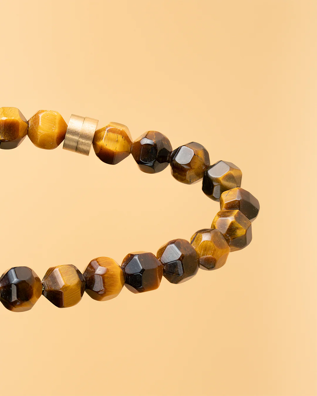 Bracelet with 6mm Tiger Eye stone and titanium element - Image 3