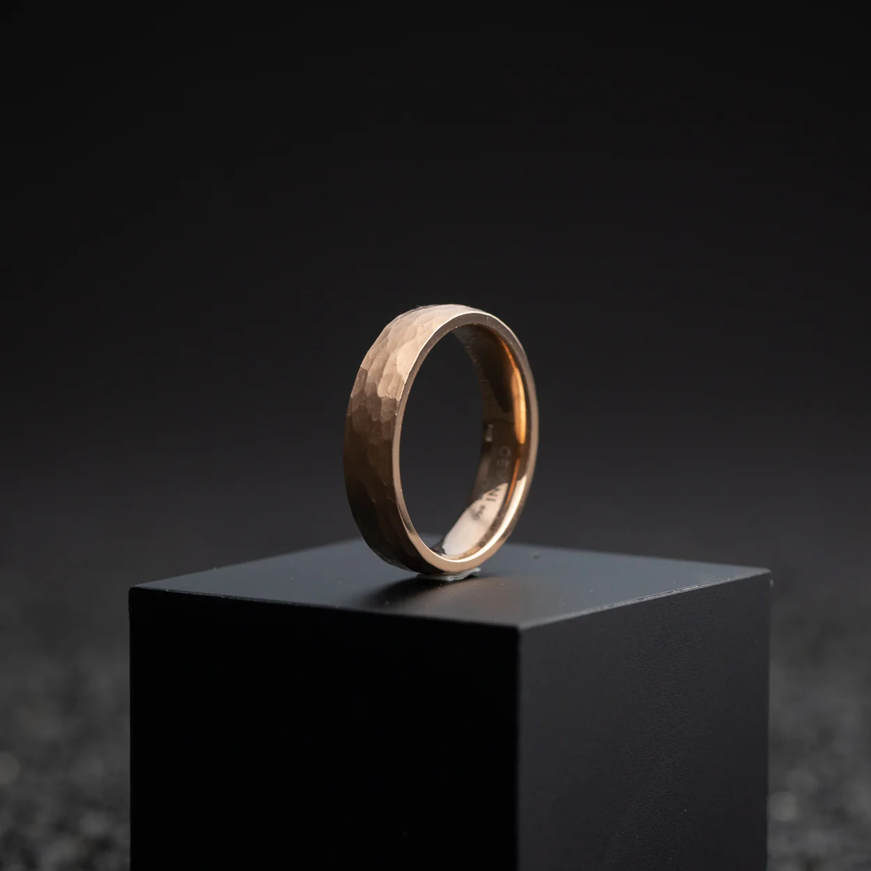 5mm Titanium ring with faceted bronze finish - Image 5
