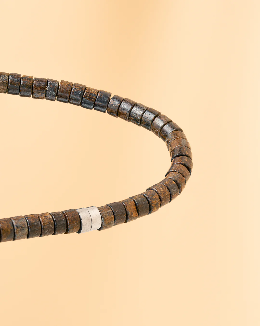 2mm Bracelet with Bronzite stones and titanium element - Image 3